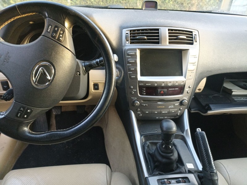 lexus is ii (_e2_) del año 2006