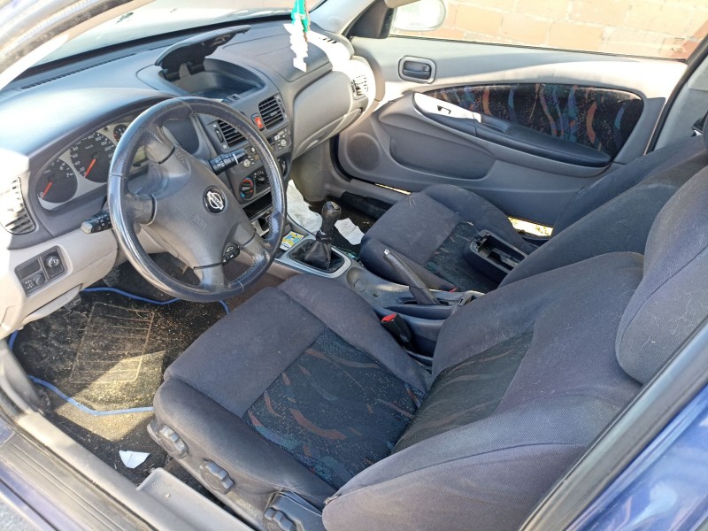 nissan almera ii hatchback (n16) del año 2002