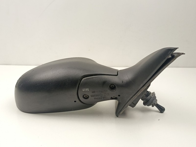 Recambio de retrovisor derecho para daewoo lanos 1.5 g referencia OEM IAM 96227724  