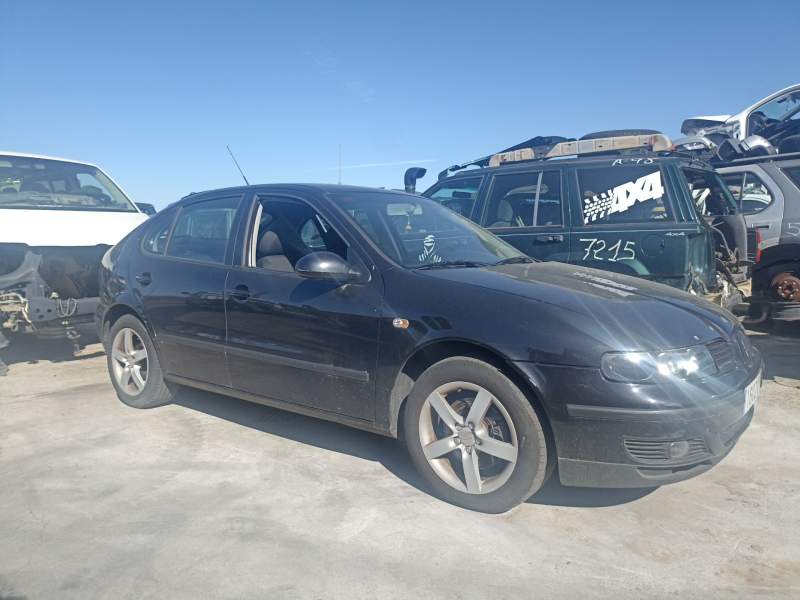 SEAT LEON (1M1)
