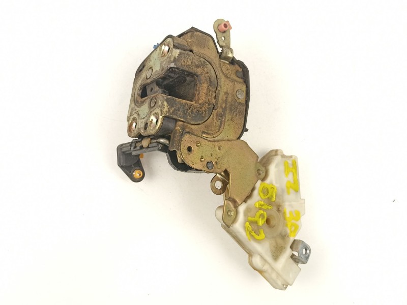 Recambio de cerradura puerta delantera izquierda para nissan almera ii hatchback (n16) 2.2 di referencia OEM IAM 8055361U66  