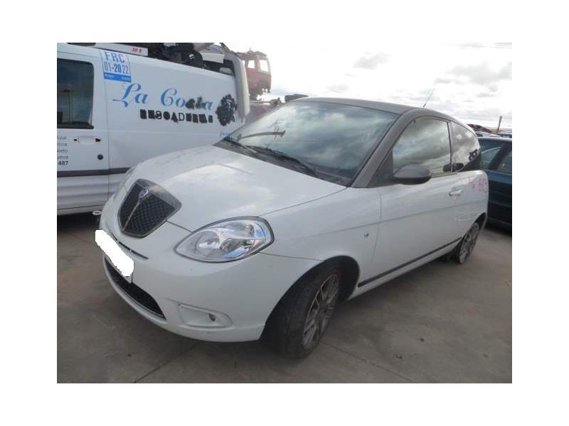 lancia ypsilon (843_) del año 2009