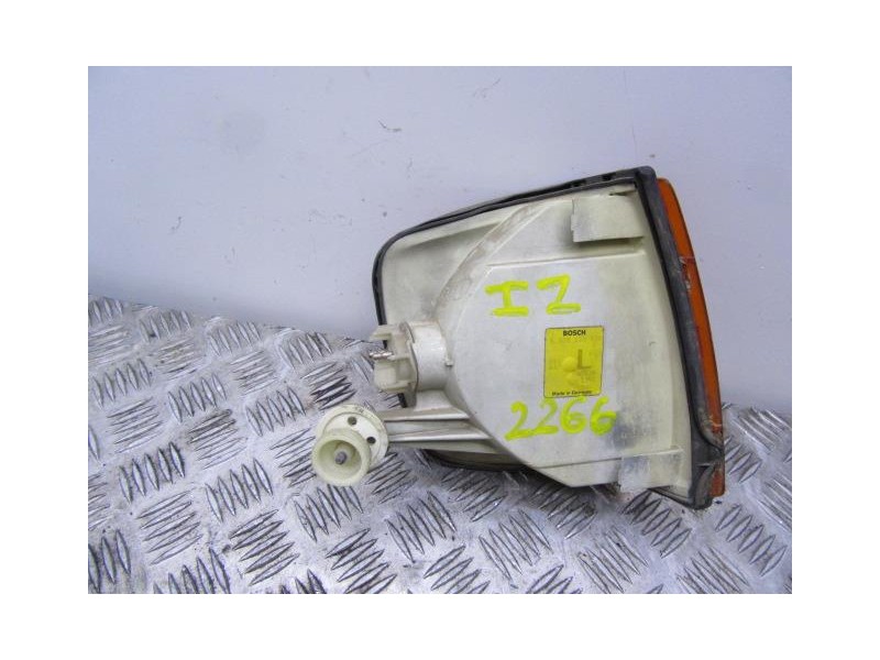 Recambio de piloto del. izq. : m. benz 500 : 5.0 _ 117961 gasolina 4p [1982] para m. benz 500 5.0 _ 117961 gasolina referencia O