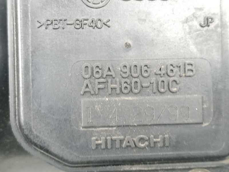 Recambio de caudalimetro para volkswagen golf iv 1.6 g/apf referencia OEM IAM 06A906461B AFH6010 