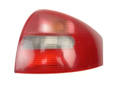 Recambio de piloto trasero derecho para audi a6 berlina (4b2) 2.4 (121kw) referencia OEM IAM 4B5945096   2