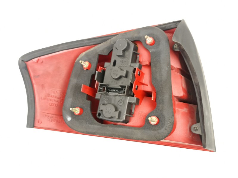 Recambio de piloto trasero derecho para audi a6 berlina (4b2) 2.4 (121kw) referencia OEM IAM 4B5945096  