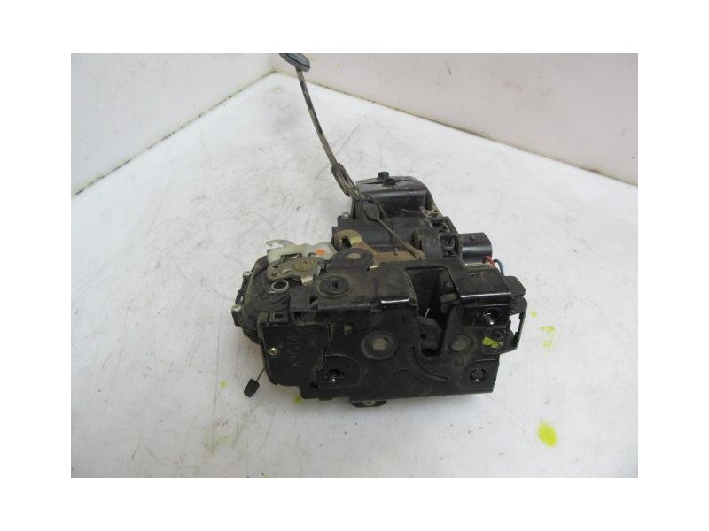 Recambio de cerradura pta. tras. izq. : volkswagen passat : 1.9 tdi tdi- d-afn (110cv) automatico [1998] para volkswagen passat 