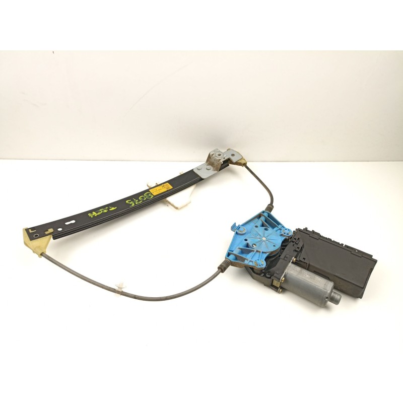 Recambio de elevalunas trasero derecho para audi a4 b7 (8ec) 2.0 tfsi referencia OEM IAM 8E0839462B 5WK47011EBF 8E0959802A