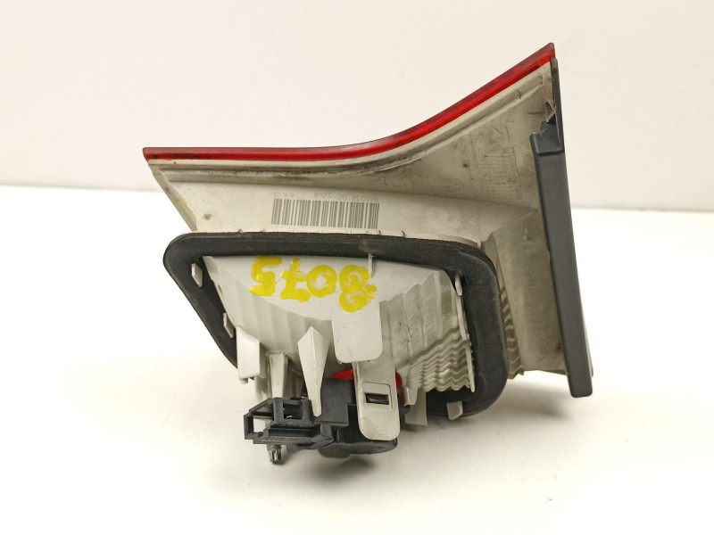 Recambio de piloto porton derecho para audi a4 b7 (8ec) 2.0 tfsi referencia OEM IAM 8E5945094  