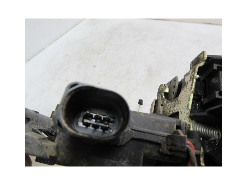 Recambio de cerradura pta. tras. izq. : volkswagen passat : 1.9 tdi tdi- d-afn (110cv) automatico [1998] para volkswagen passat 