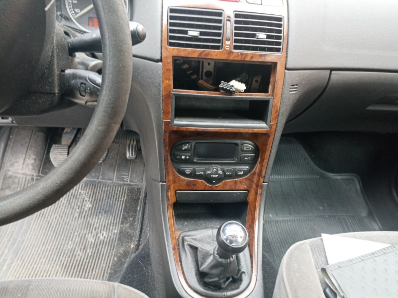 peugeot 307 (3a/c) del año 2001