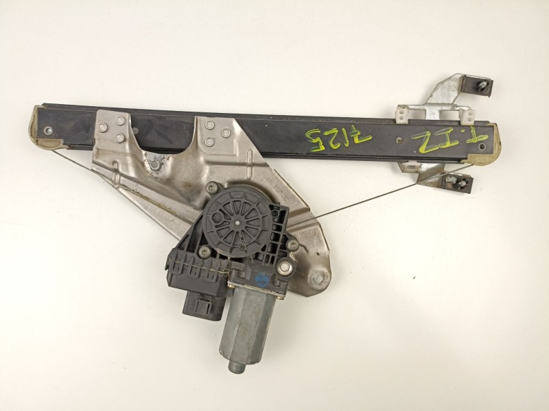 Recambio de elevalunas trasero izquierdo para audi a6 2.5 td referencia OEM IAM 4B0839397B  