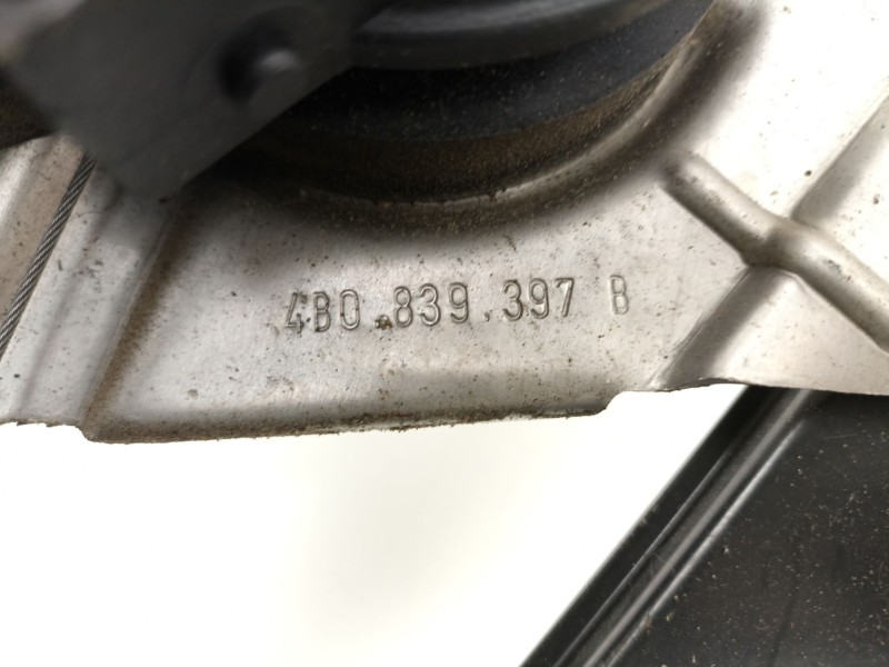 Recambio de elevalunas trasero izquierdo para audi a6 2.5 td referencia OEM IAM 4B0839397B  