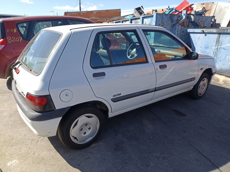 renault clio i (b/c57_, 5/357_) del año 1997