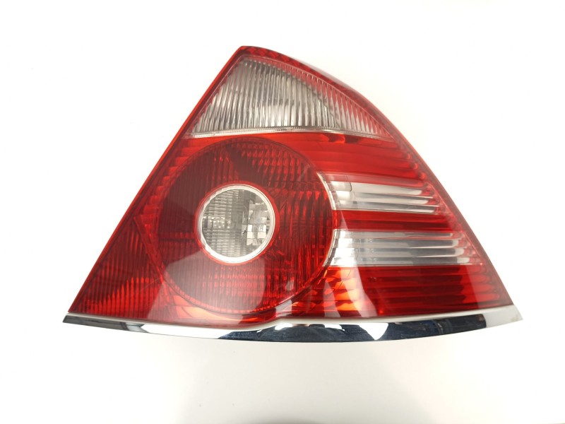 Recambio de piloto trasero derecho para ford mondeo iii (b5y) 2.2 tdci referencia OEM IAM 6S7113A602EB  