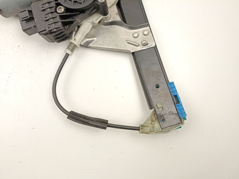 Recambio de elevalunas delantero izquierdo para audi a6 2.5 tdi referencia OEM IAM 4B0837397  