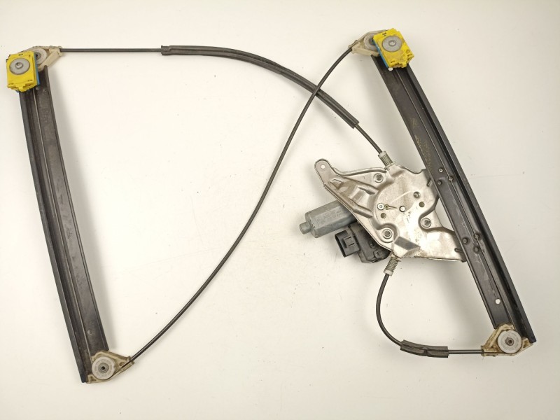 Recambio de elevalunas delantero derecho para audi a6 2.5 td referencia OEM IAM 4B0837398C  