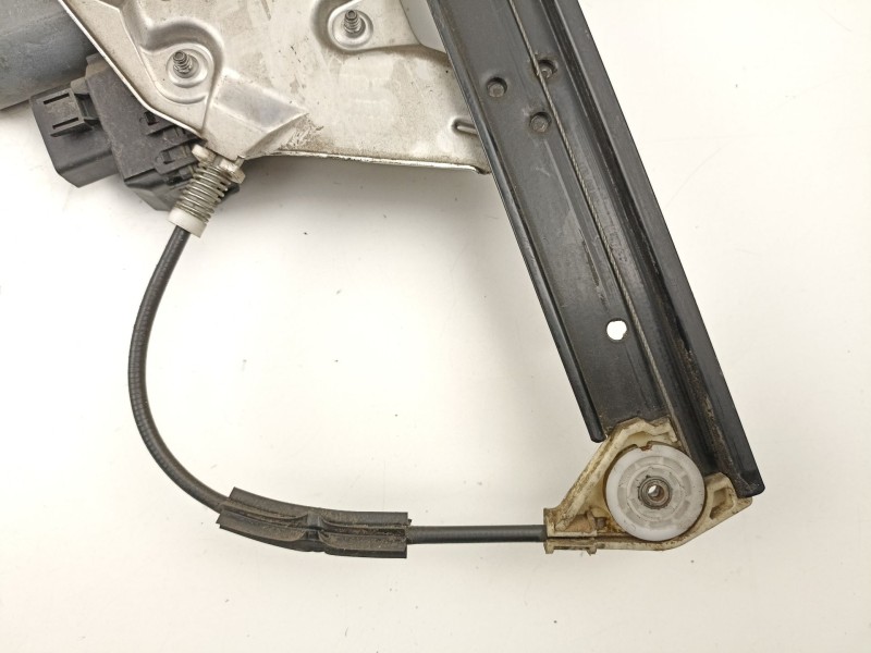 Recambio de elevalunas delantero derecho para audi a6 2.5 td referencia OEM IAM 4B0837398C  