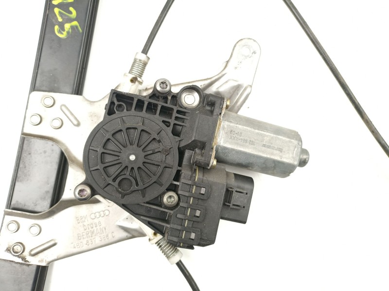 Recambio de elevalunas delantero derecho para audi a6 2.5 td referencia OEM IAM 4B0837398C  