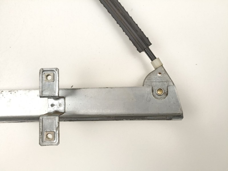 Recambio de elevalunas delantero derecho para ford mondeo 1.8 g referencia OEM IAM 93BBF23200BG  