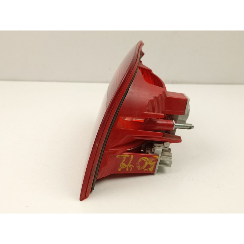 Recambio de piloto porton izquierdo para audi a3 1.9 tdi ranchera(105 cv) referencia OEM IAM 8P494509312S  