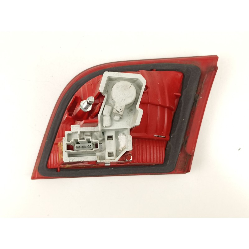 Recambio de piloto porton izquierdo para audi a3 1.9 tdi ranchera(105 cv) referencia OEM IAM 8P494509312S  