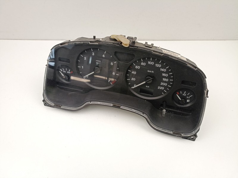 Recambio de cuadro instrumentos para opel astra 1.8 g referencia OEM IAM 9228755 110008830024 09228755EE