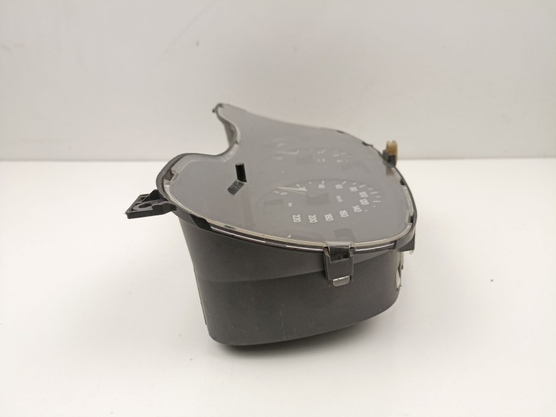 Recambio de cuadro instrumentos para opel astra 1.8 g referencia OEM IAM 9228755 110008830024 09228755EE