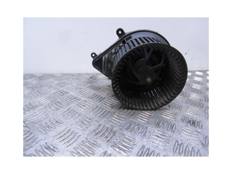 Recambio de motor calefaccion : peugeot 406 : 2.1 d (108,77cv) [1996] para peugeot 406 2.1 d referencia OEM IAM C31651057Q  