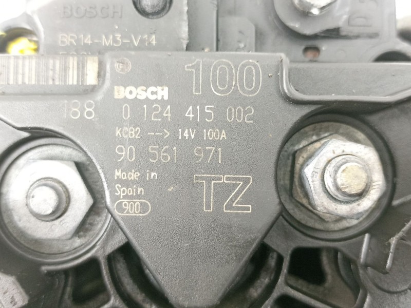 Recambio de alternador para opel astra 1.8 g referencia OEM IAM 90561971 0124415002 