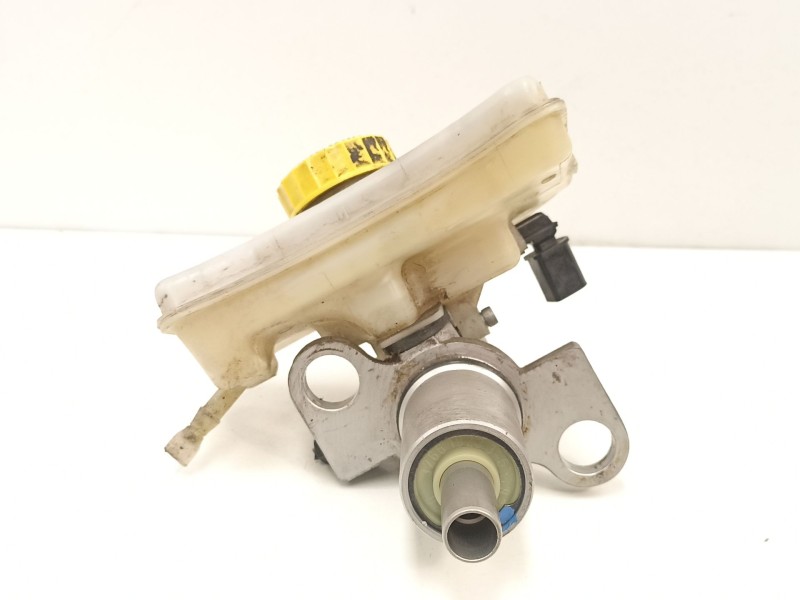 Recambio de bomba de freno para audi a4 b7 (8ec) 2.0 tfsi referencia OEM IAM 8E0611021  
