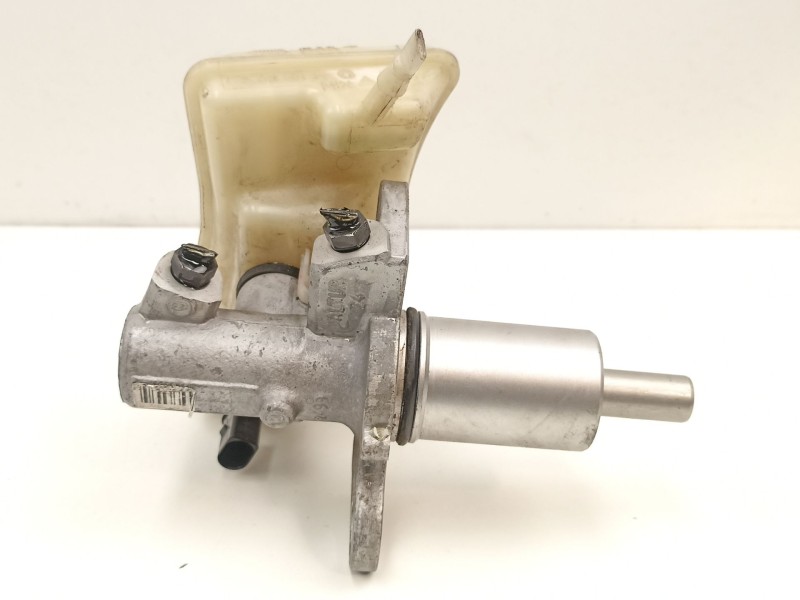 Recambio de bomba de freno para audi a4 b7 (8ec) 2.0 tfsi referencia OEM IAM 8E0611021  