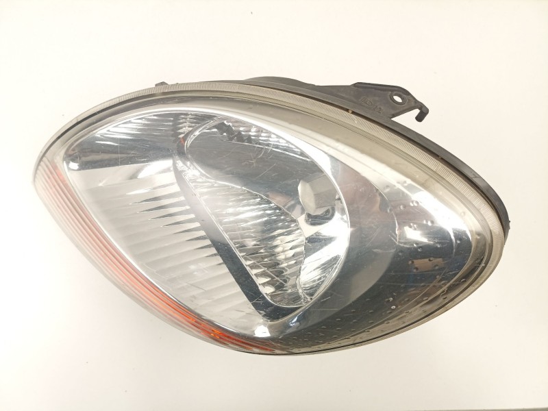 Recambio de faro izquierdo para renault kangoo 1.5 dci referencia OEM IAM 8200150614  