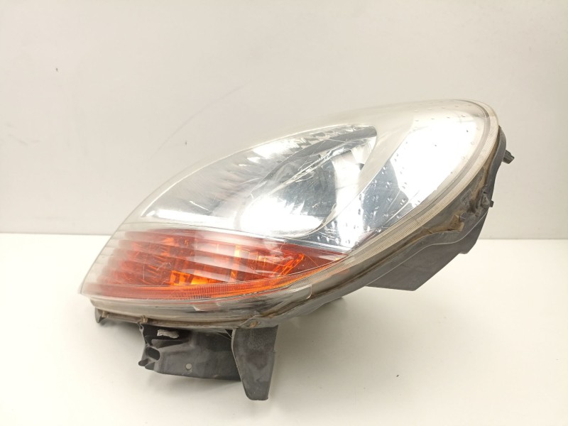 Recambio de faro izquierdo para renault kangoo 1.5 dci referencia OEM IAM 8200150614  