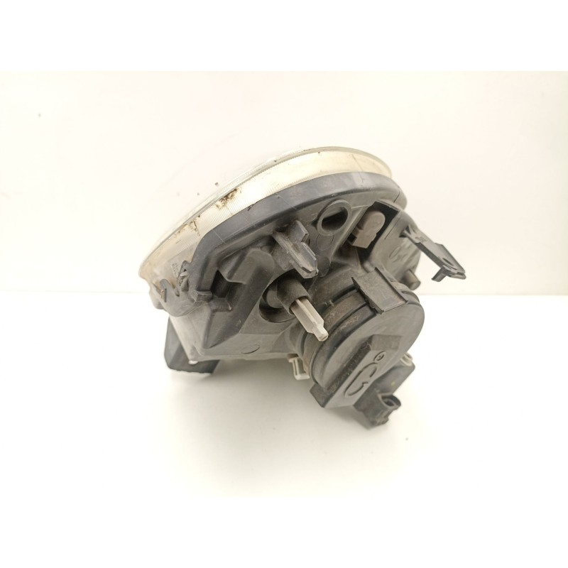 Recambio de faro izquierdo para renault kangoo 1.5 dci referencia OEM IAM 8200150614  