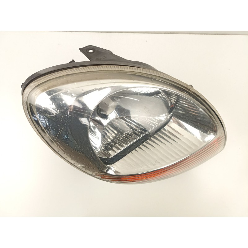 Recambio de faro derecho para renault kangoo 1.5 dci referencia OEM IAM 8200150617  
