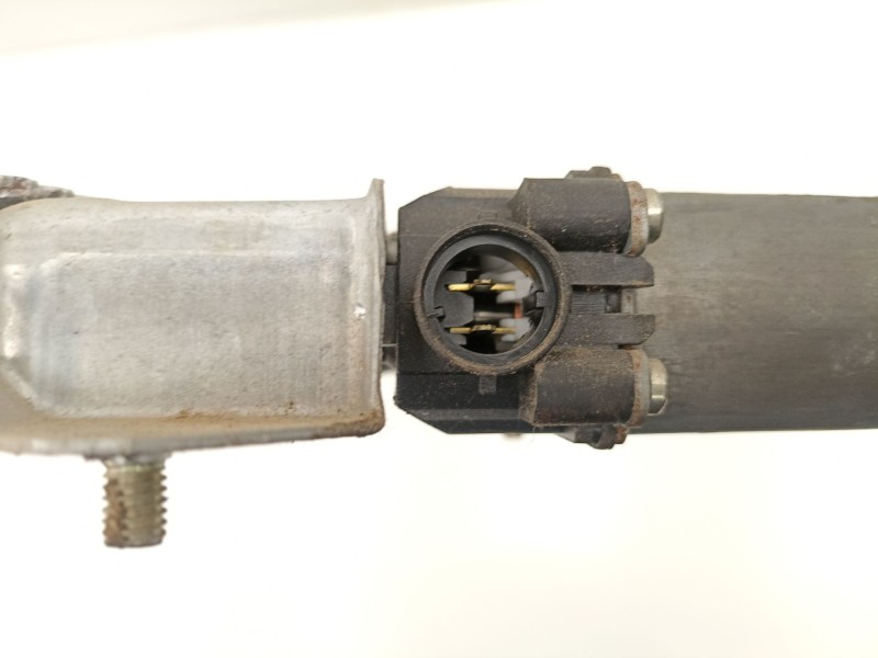 Recambio de elevalunas delantero derecho para renault kangoo 1.5 dci referencia OEM IAM 8200188551  