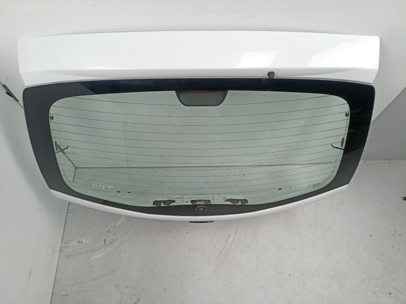 Recambio de porton trasero para dacia sandero 1.2 g - d4f f732 referencia OEM IAM 901006269R  