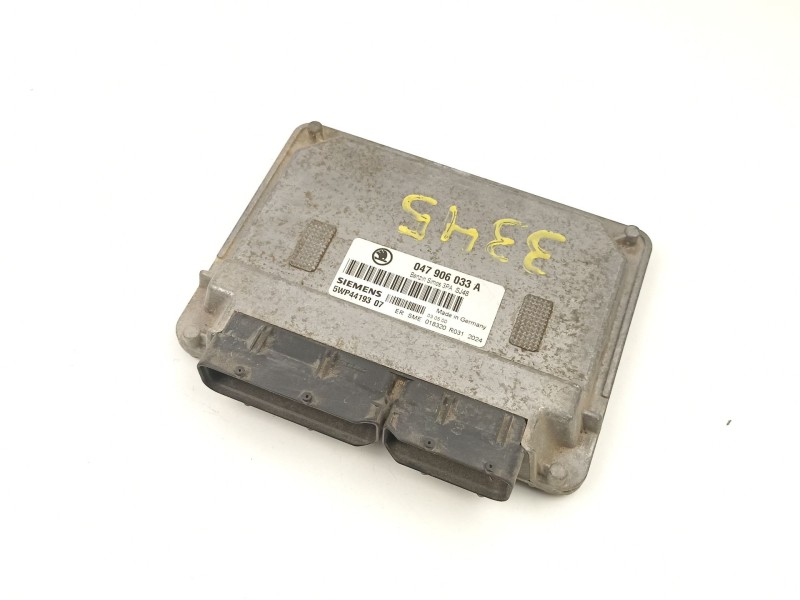 Recambio de centralita para skoda fabia 1.4 /a7z referencia OEM IAM 047906033A 5WP4419307 