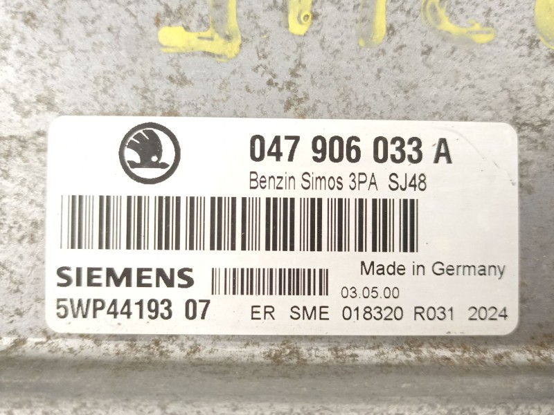 Recambio de centralita para skoda fabia 1.4 /a7z referencia OEM IAM 047906033A 5WP4419307 