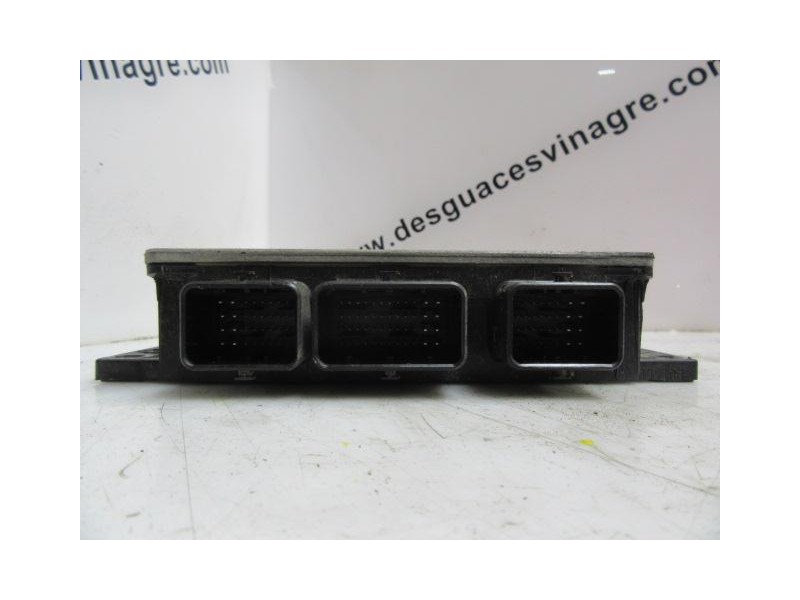 Recambio de centralita : renault clio : 1.5 dci (67,98cv) [2010] para renault clio 1.5 dci referencia OEM IAM 8200911560  