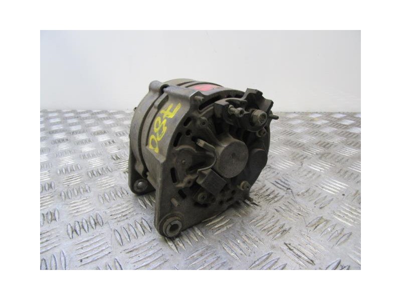 Recambio de alternador : audi 100 : 2.4-d-aas (81,6cv) 4p [1996] para audi 100 2.4-d-aas referencia OEM IAM 0120469015BOSCH  