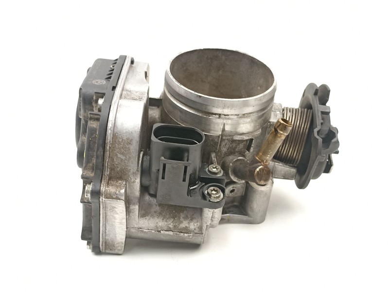 Recambio de caja mariposa para volkswagen golf 1.6 g -aek/aft referencia OEM IAM 037133064D 408237111008 