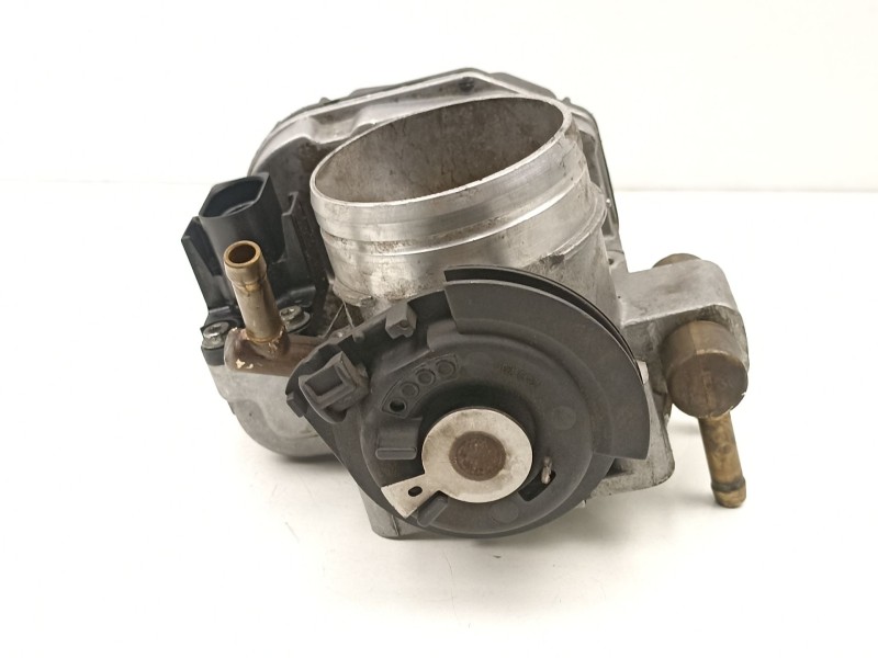 Recambio de caja mariposa para volkswagen golf 1.6 g -aek/aft referencia OEM IAM 037133064D 408237111008 