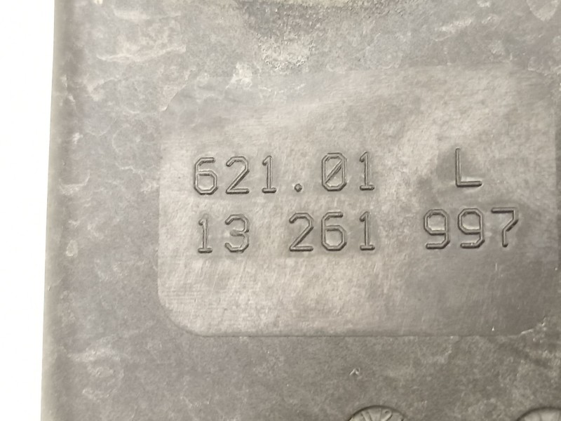 Recambio de antiniebla izquierdo para opel astra h (a04) 1.4 (l48) referencia OEM IAM 13261997  