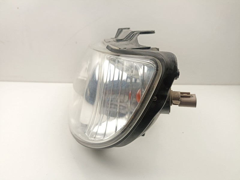 Recambio de faro izquierdo para hyundai matrix (fc) 1.6 referencia OEM IAM 9210317030  