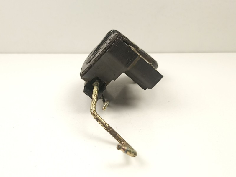 Recambio de cerradura puerta delantera derecha para hyundai matrix (fc) 1.6 referencia OEM IAM 8132017120  