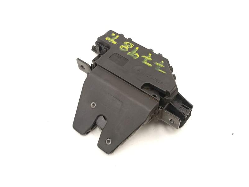Recambio de cerradura maletero / porton para bmw serie 3 berlina (e90) 320d referencia OEM IAM 8196401  