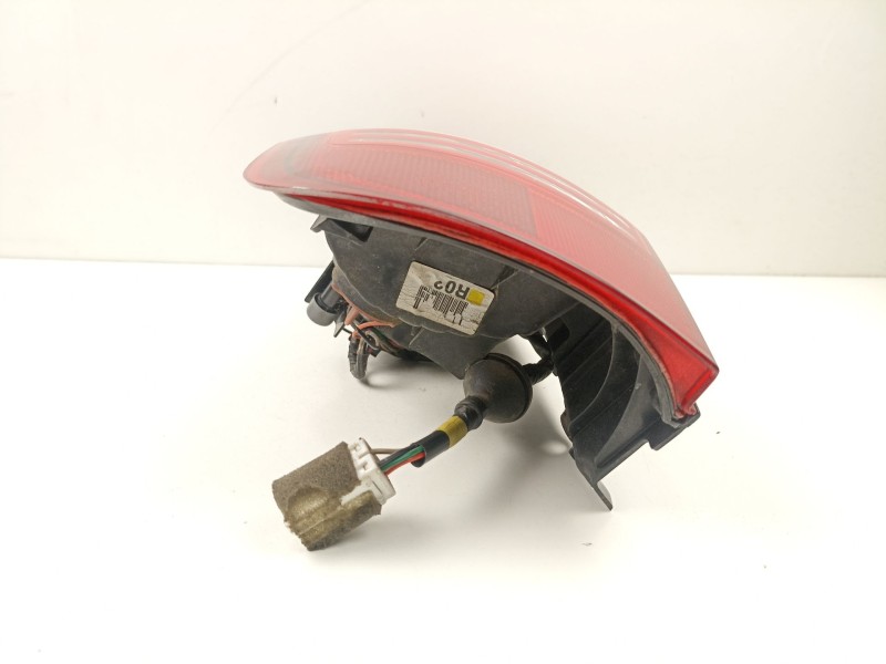 Recambio de piloto trasero izquierdo para hyundai matrix (fc) 1.6 referencia OEM IAM 9240117010  