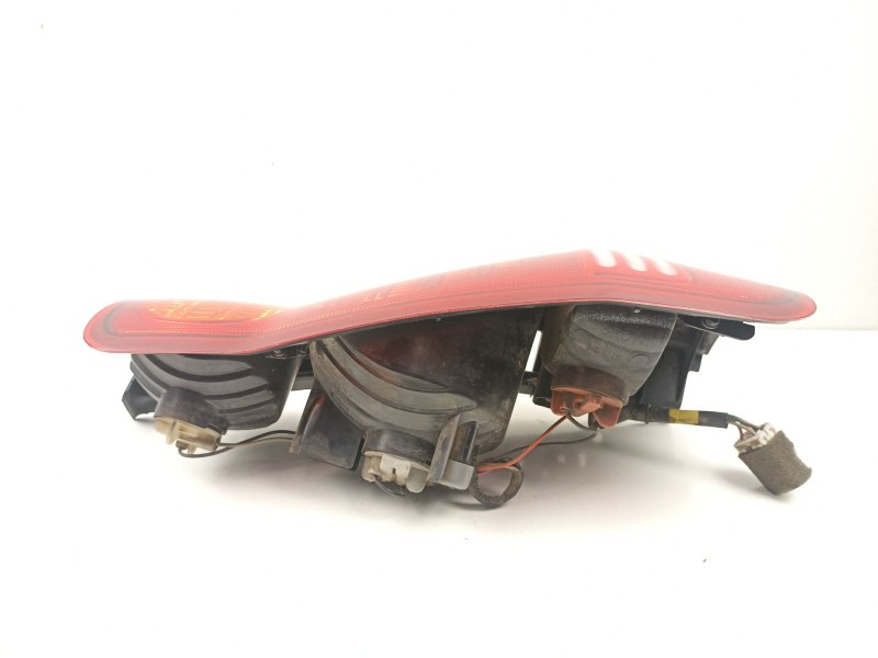 Recambio de piloto trasero izquierdo para hyundai matrix (fc) 1.6 referencia OEM IAM 9240117010  